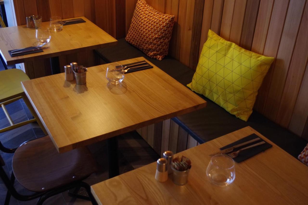 Logis Hotel Le Chene Vert 사브네 외부 사진