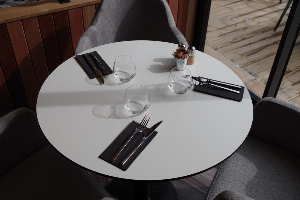 Logis Hotel Le Chene Vert 사브네 외부 사진