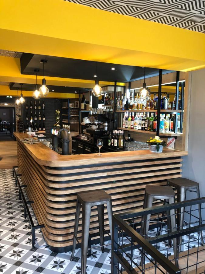 Logis Hotel Le Chene Vert 사브네 외부 사진